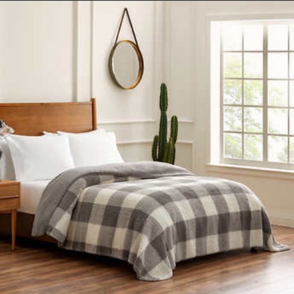 COPY - New Queen Pendleton blanket